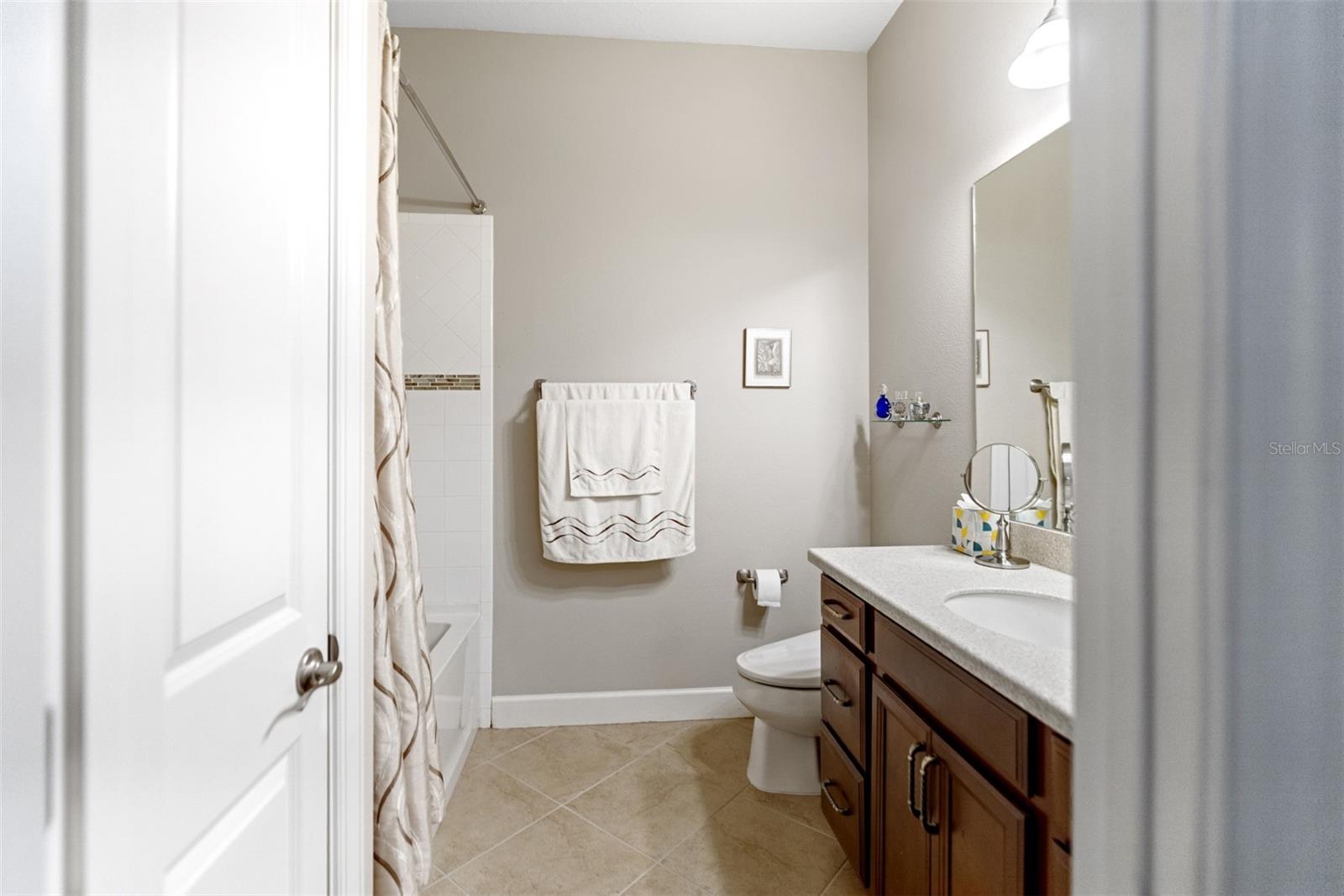 8725 AMARETTO AVE, SARASOTA, FL, 34238