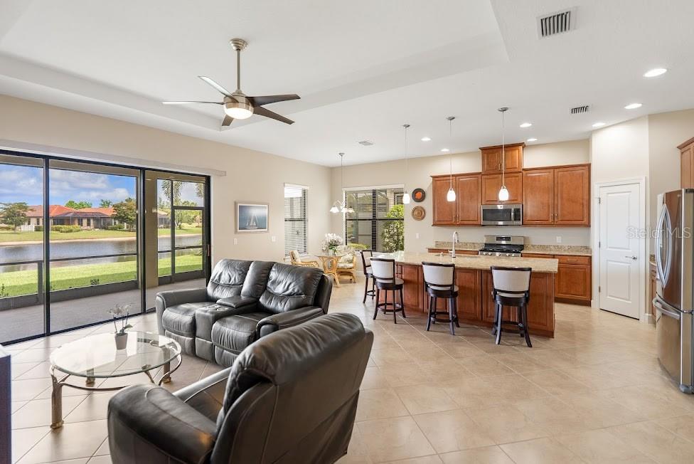 8725 AMARETTO AVE, SARASOTA, FL, 34238