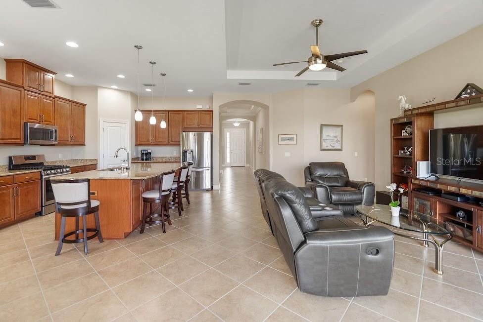 8725 AMARETTO AVE, SARASOTA, FL, 34238