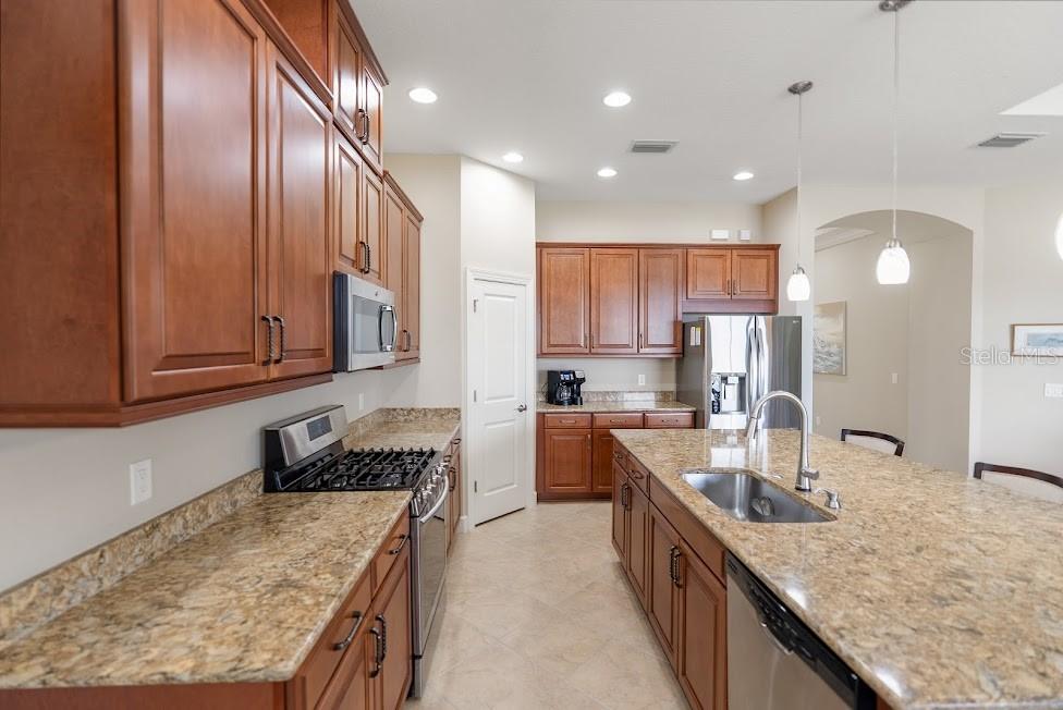 8725 AMARETTO AVE, SARASOTA, FL, 34238