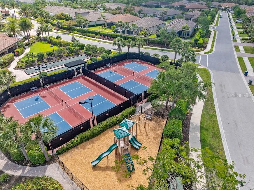 8725 AMARETTO AVE, SARASOTA, FL, 34238