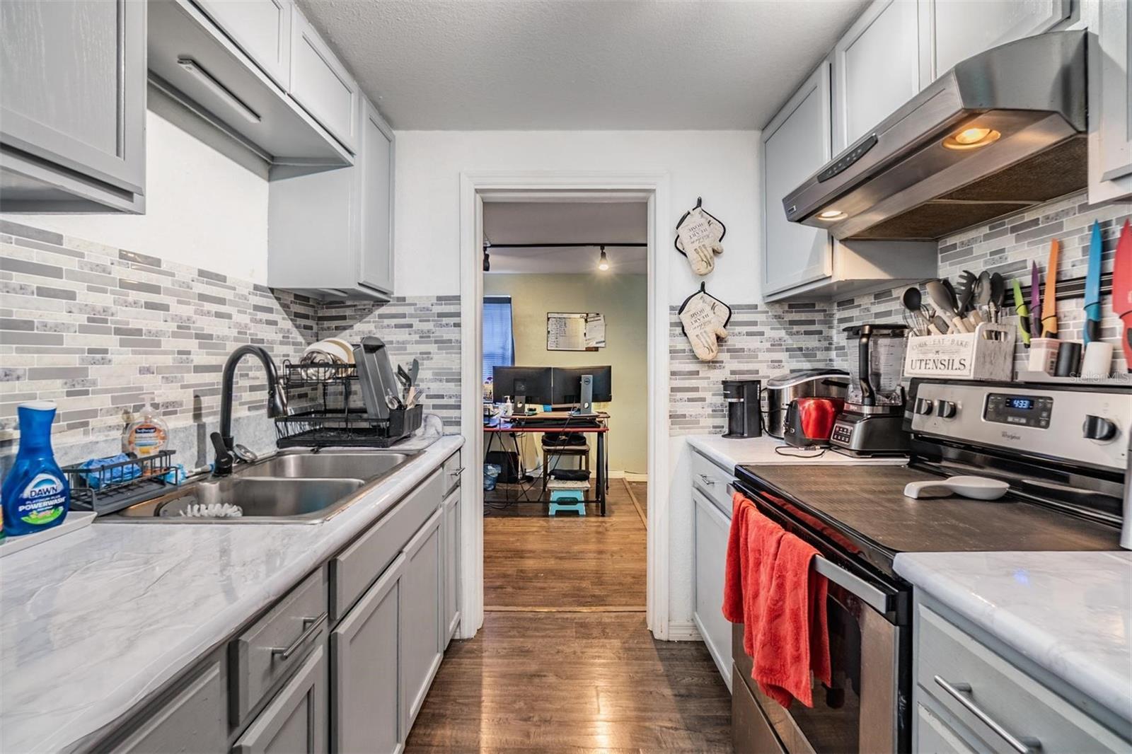4019 E CLIFTON ST, TAMPA, FL, 33610