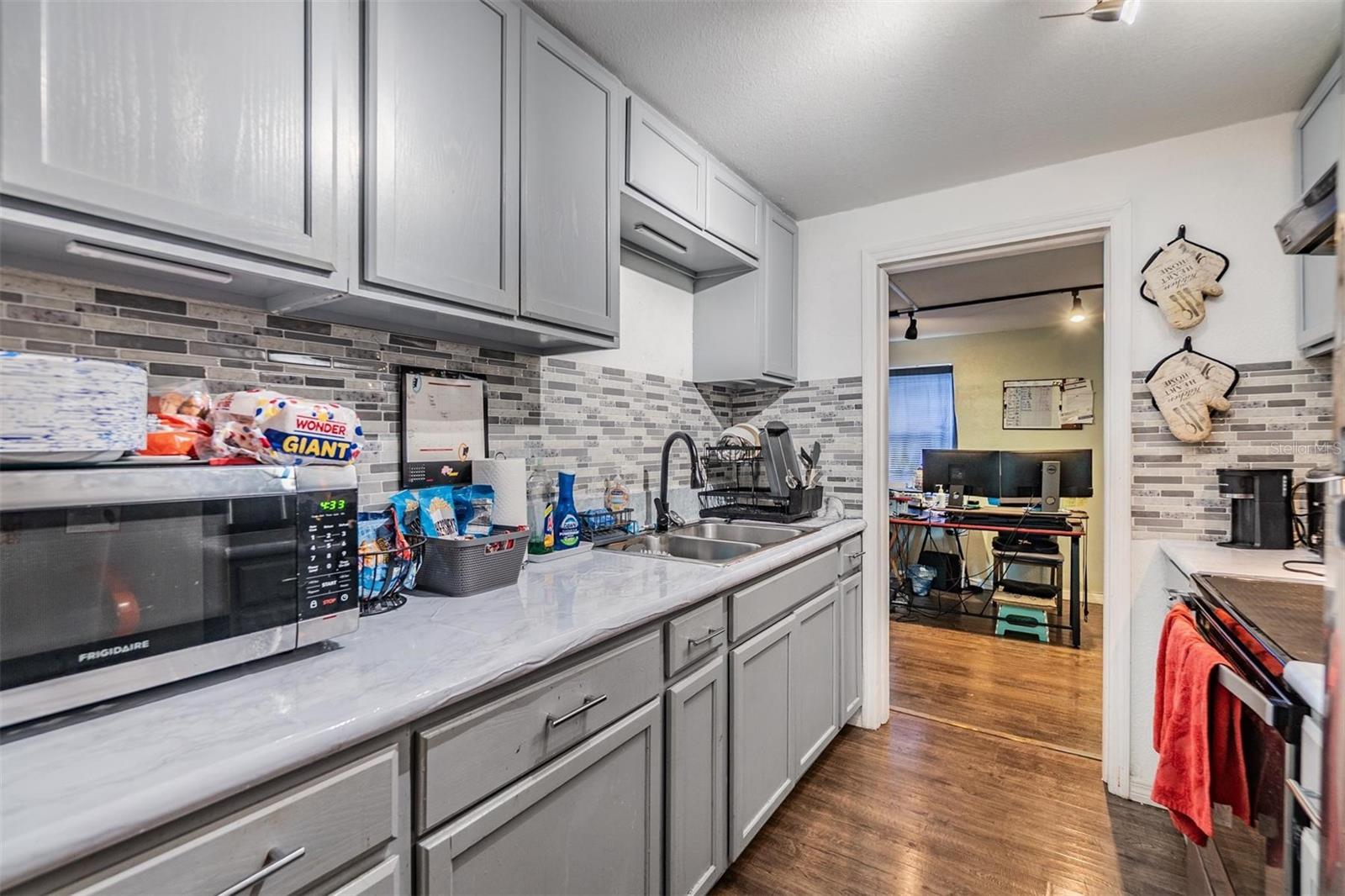 4019 E CLIFTON ST, TAMPA, FL, 33610