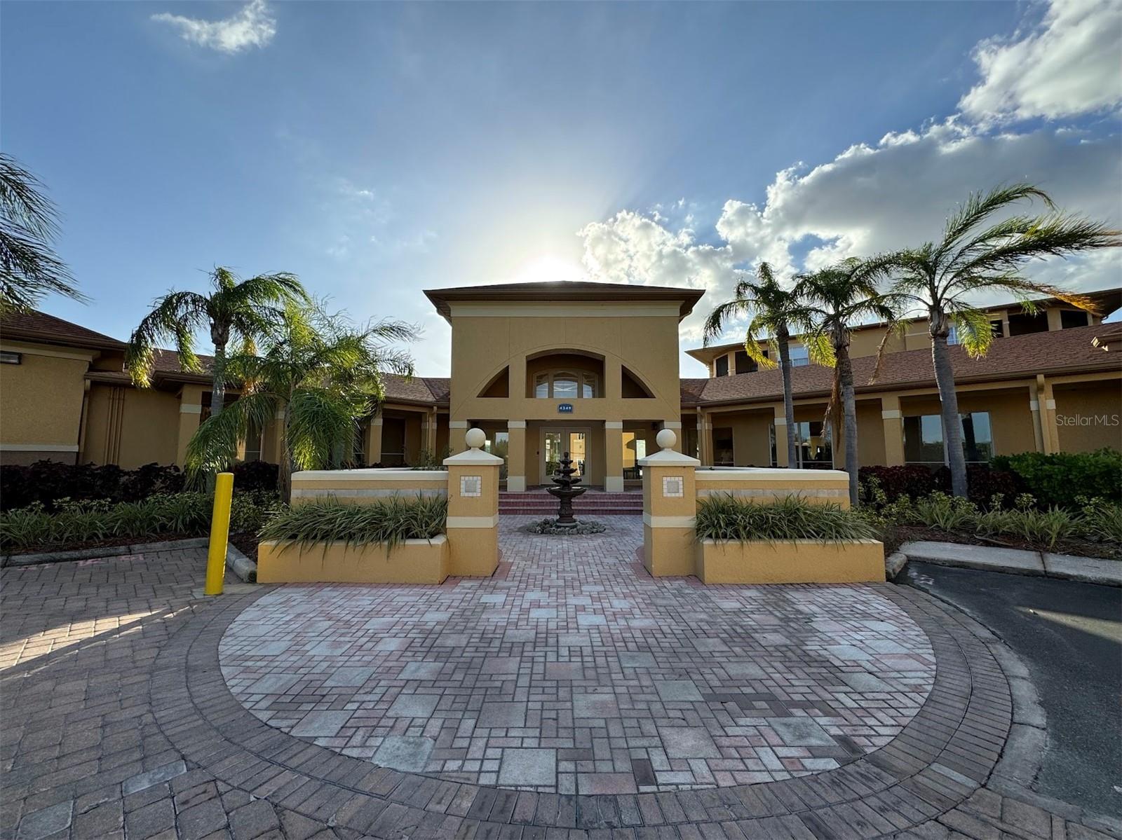 4305 BAYSIDE VILLAGE DR #104, TAMPA, FL, 33615