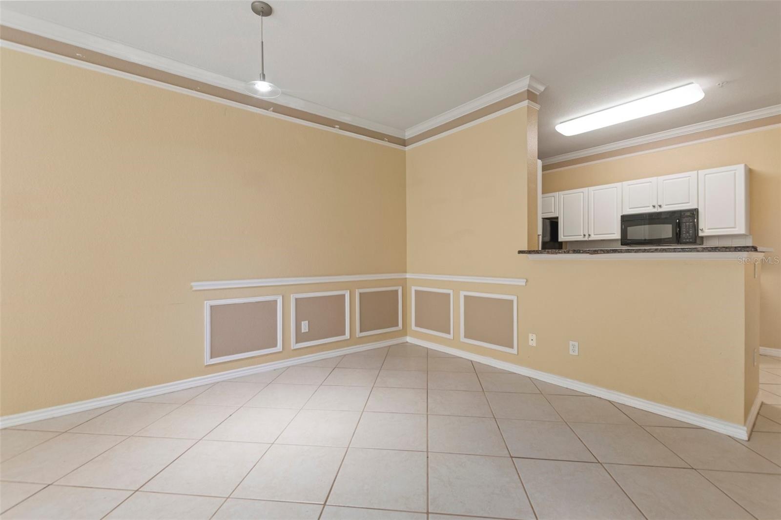 4305 BAYSIDE VILLAGE DR #104, TAMPA, FL, 33615