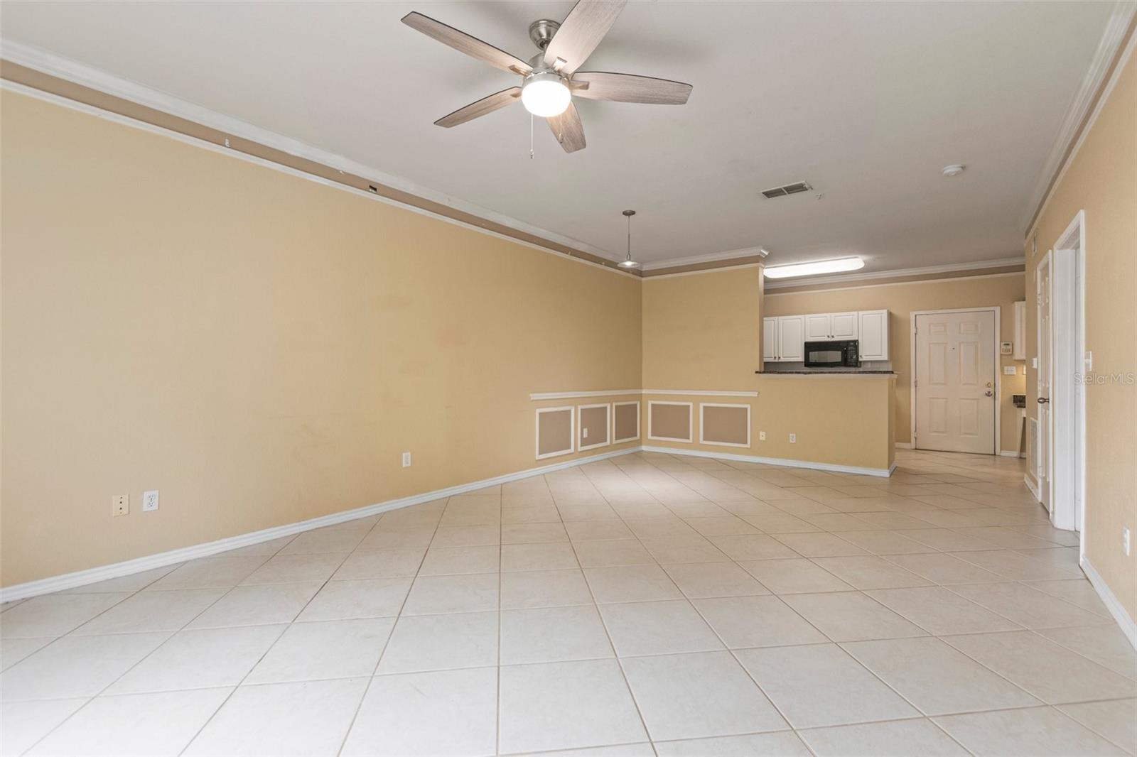 4305 BAYSIDE VILLAGE DR #104, TAMPA, FL, 33615