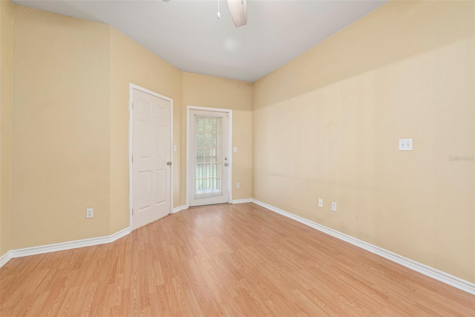 4305 BAYSIDE VILLAGE DR #104, TAMPA, FL, 33615