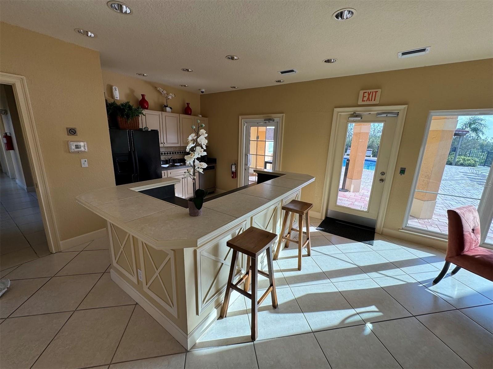 4305 BAYSIDE VILLAGE DR #104, TAMPA, FL, 33615