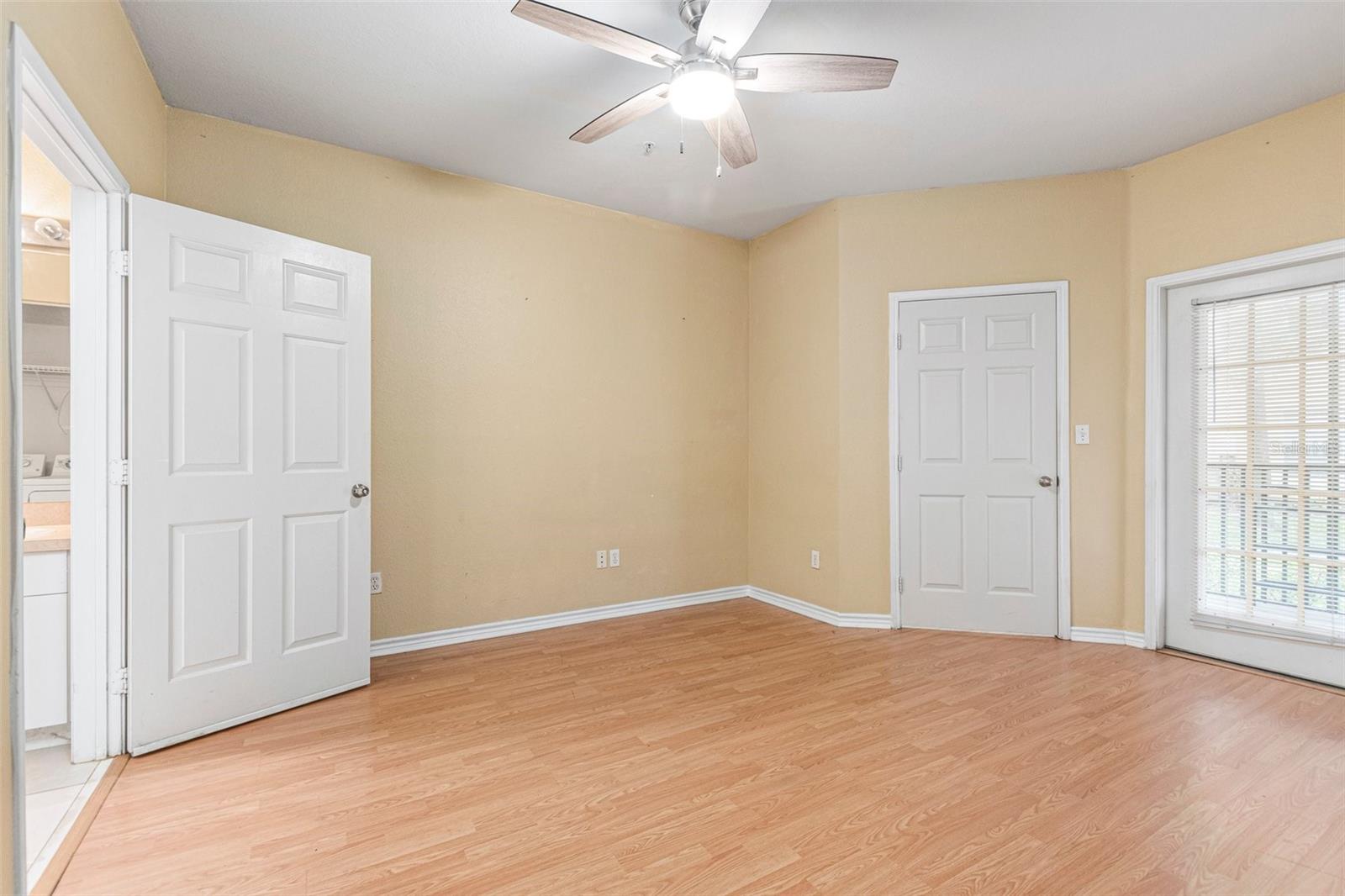 4305 BAYSIDE VILLAGE DR #104, TAMPA, FL, 33615