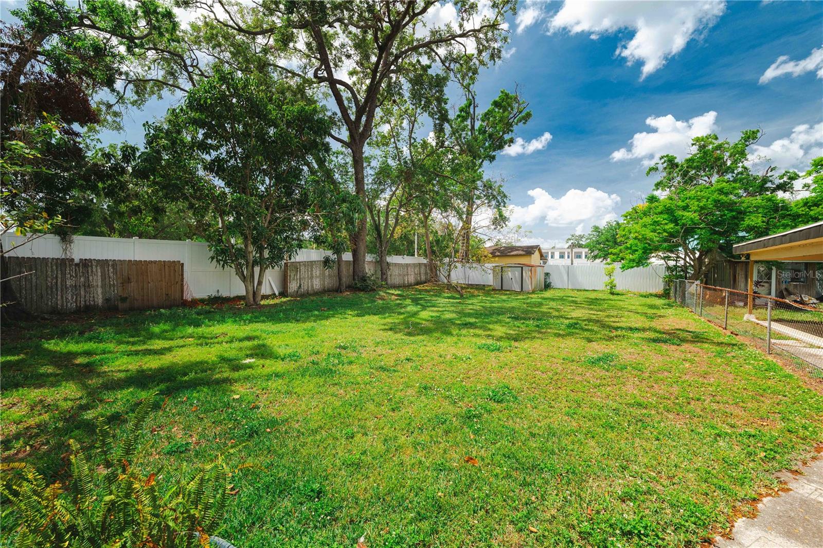 2620 W IDLEWILD, TAMPA, FL, 33614