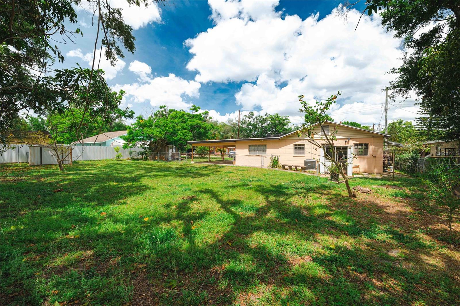 2620 W IDLEWILD, TAMPA, FL, 33614