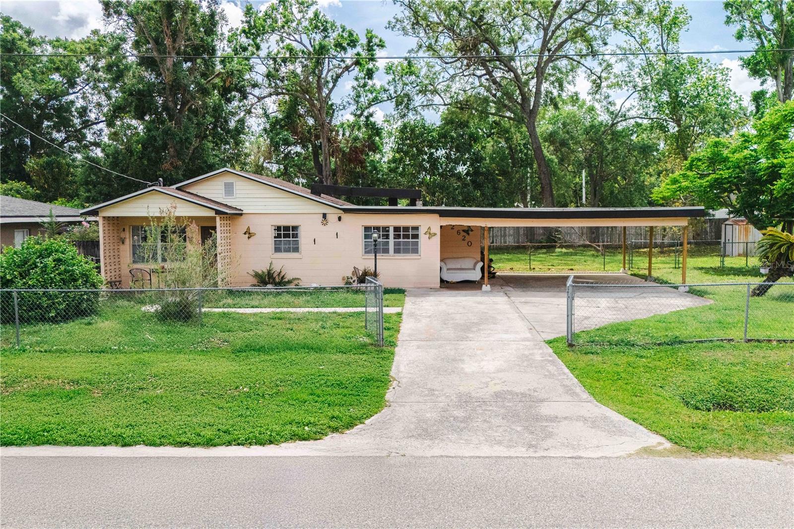2620 W IDLEWILD, TAMPA, FL, 33614