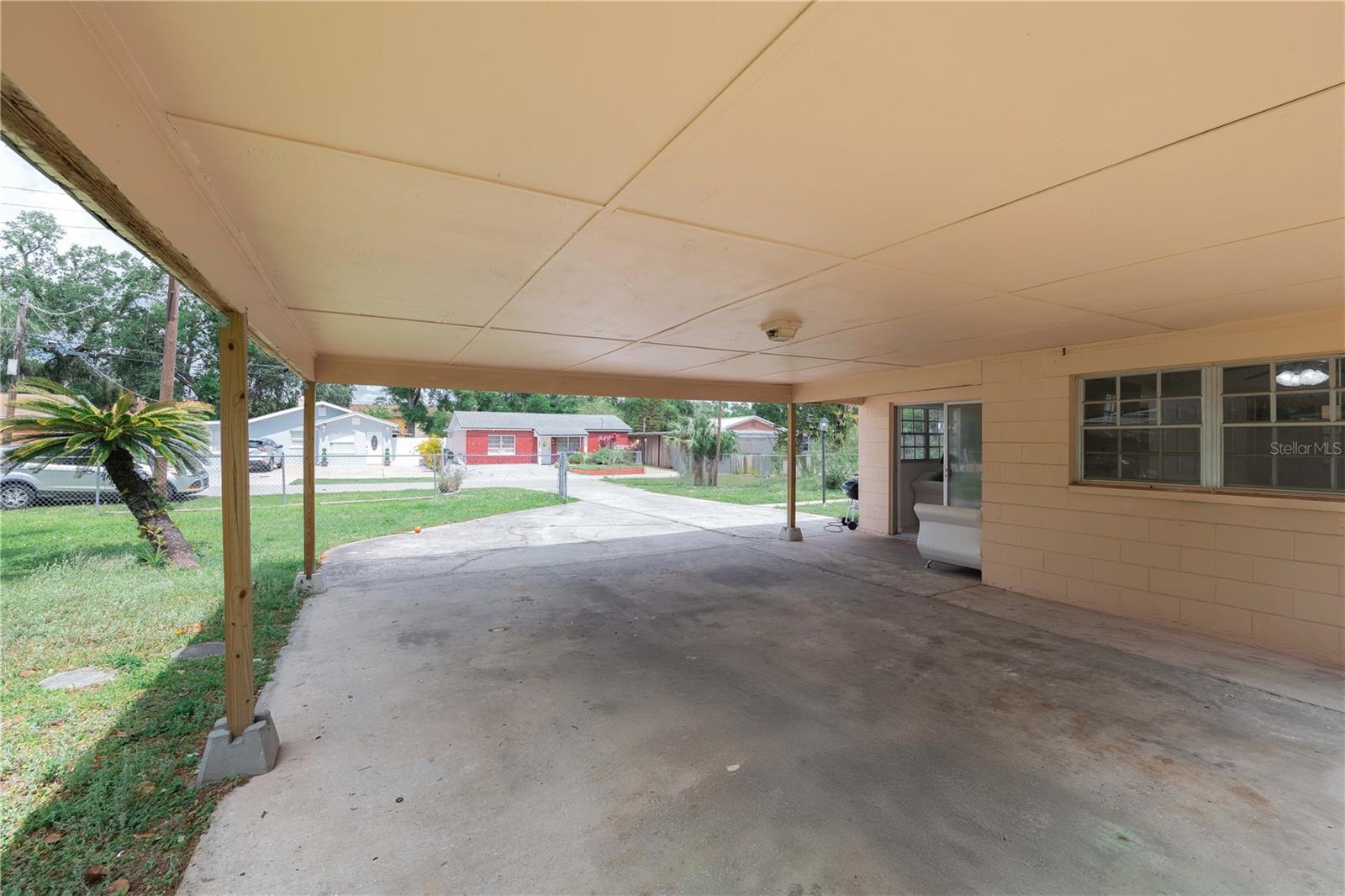 2620 W IDLEWILD, TAMPA, FL, 33614