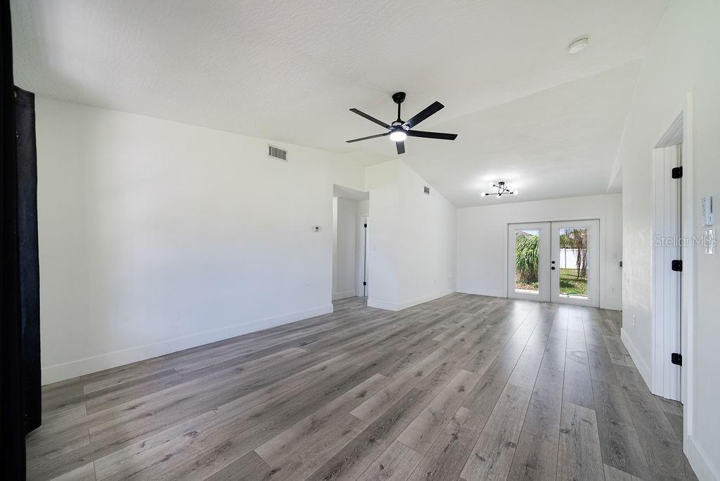 682 DE GROODT RD SW, PALM BAY, FL, 32908