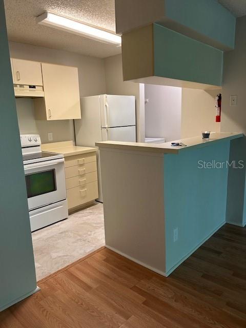385 WOODSIDE DR #302, ALTAMONTE SPRINGS, FL, 32701