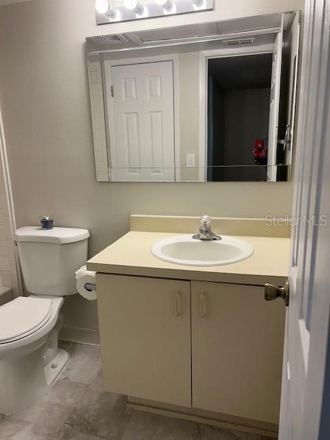 385 WOODSIDE DR #302, ALTAMONTE SPRINGS, FL, 32701