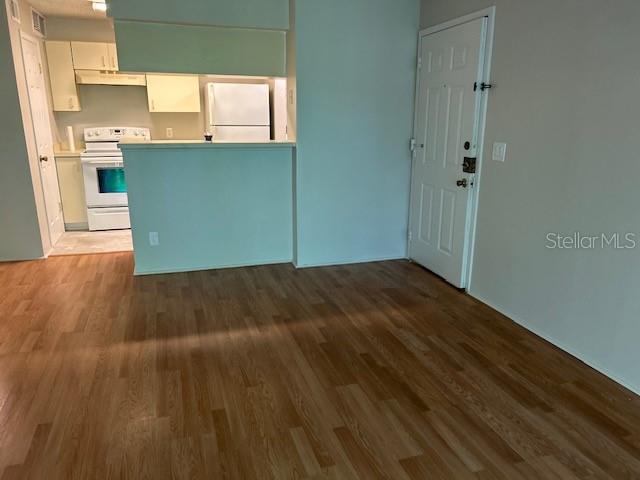 385 WOODSIDE DR #302, ALTAMONTE SPRINGS, FL, 32701