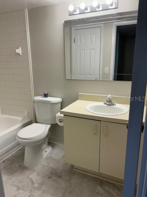 385 WOODSIDE DR #302, ALTAMONTE SPRINGS, FL, 32701
