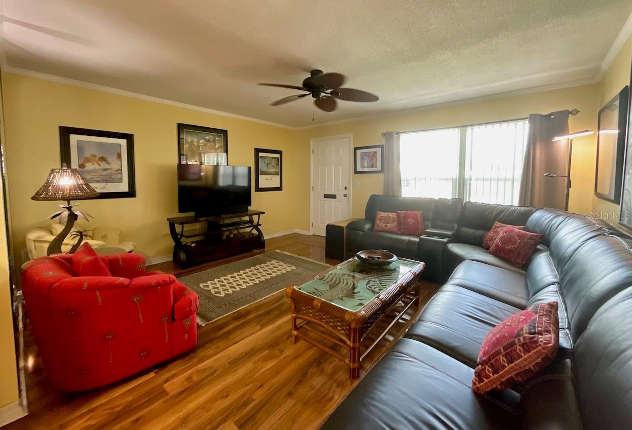 3890 MAINLANDS BLVD N, PINELLAS PARK, FL, 33782
