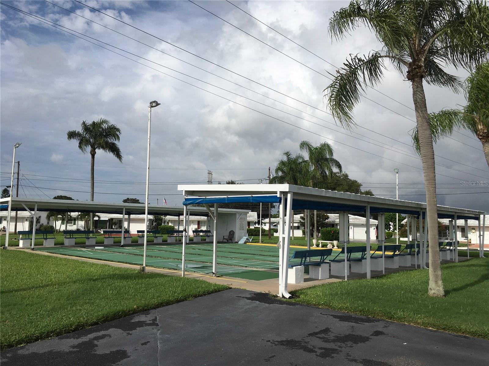 3890 MAINLANDS BLVD N, PINELLAS PARK, FL, 33782