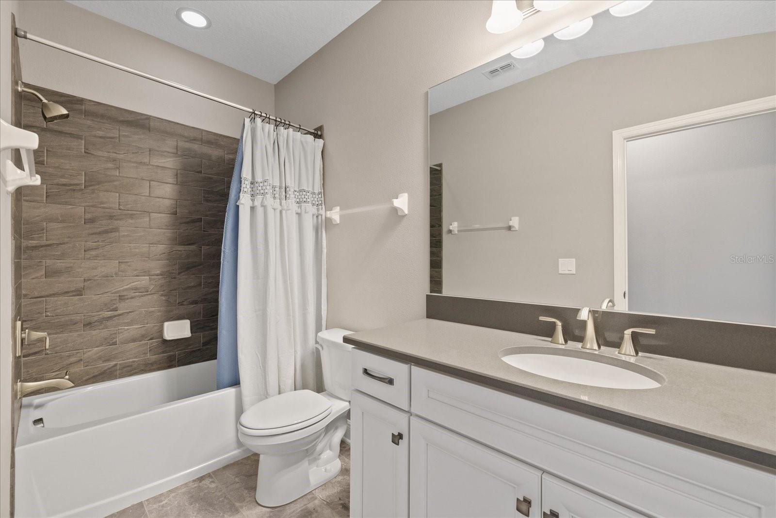 2445 FOGGY CREEK CIR, CLEARWATER, FL, 33764