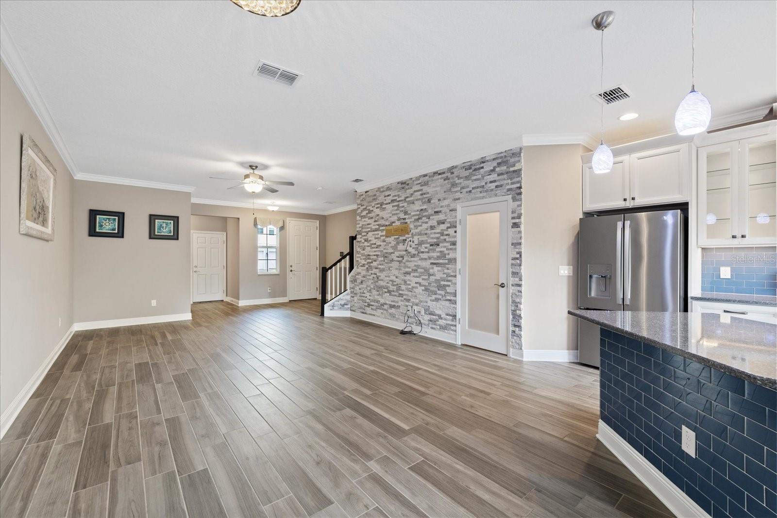 2445 FOGGY CREEK CIR, CLEARWATER, FL, 33764