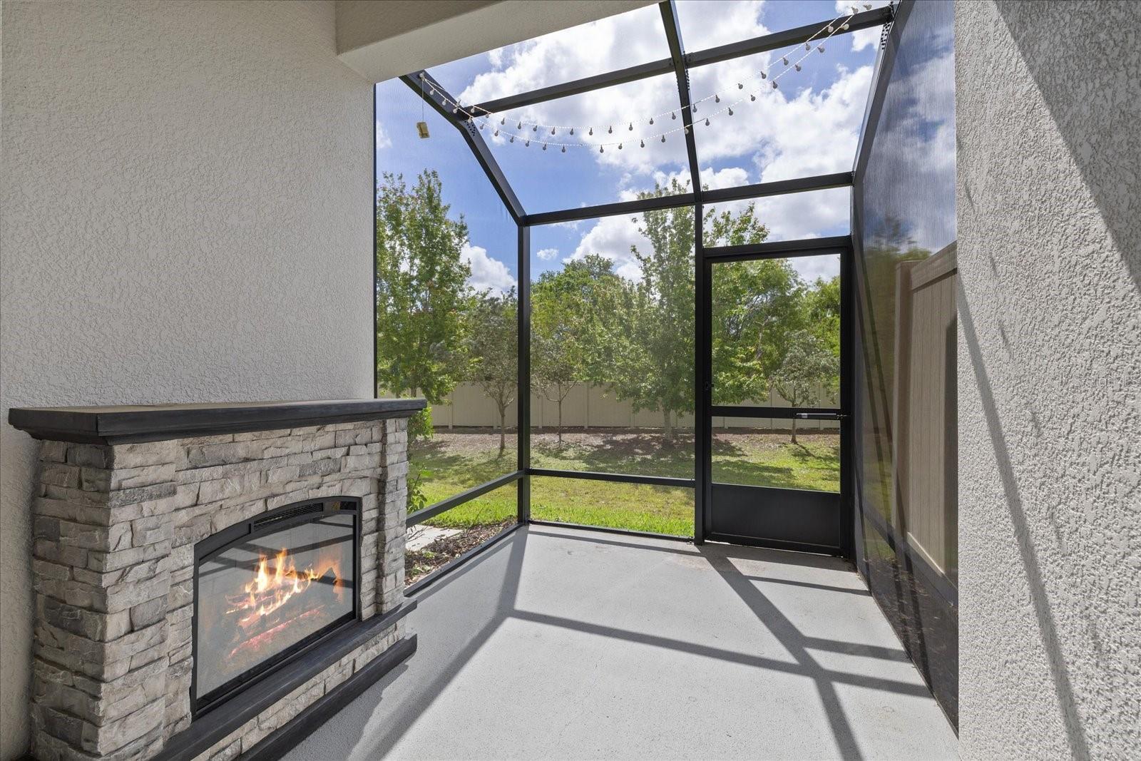 2445 FOGGY CREEK CIR, CLEARWATER, FL, 33764