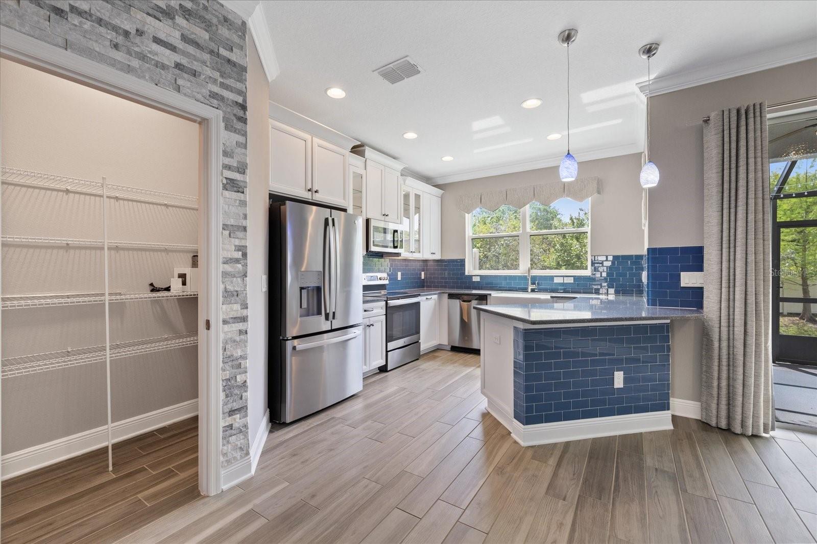 2445 FOGGY CREEK CIR, CLEARWATER, FL, 33764