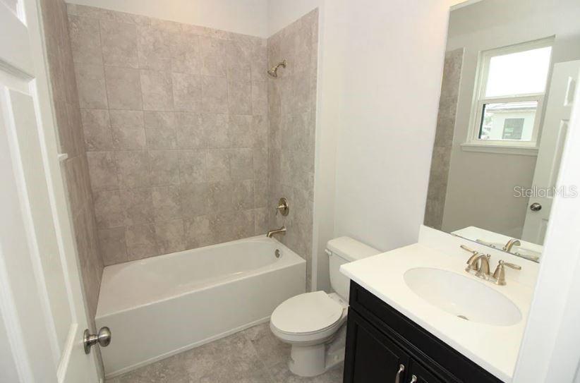 5678 GINGHAM DR, KISSIMMEE, FL, 34758
