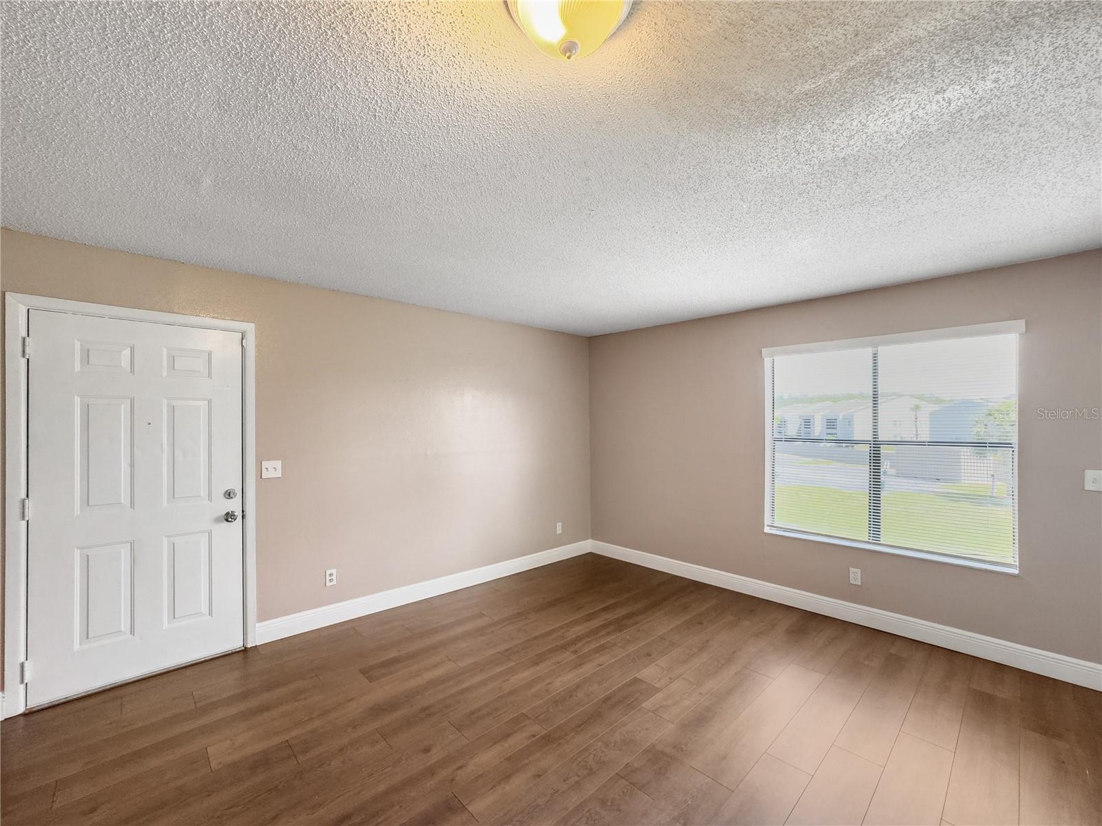 2130 CASCADES BLVD #204, KISSIMMEE, FL, 34741
