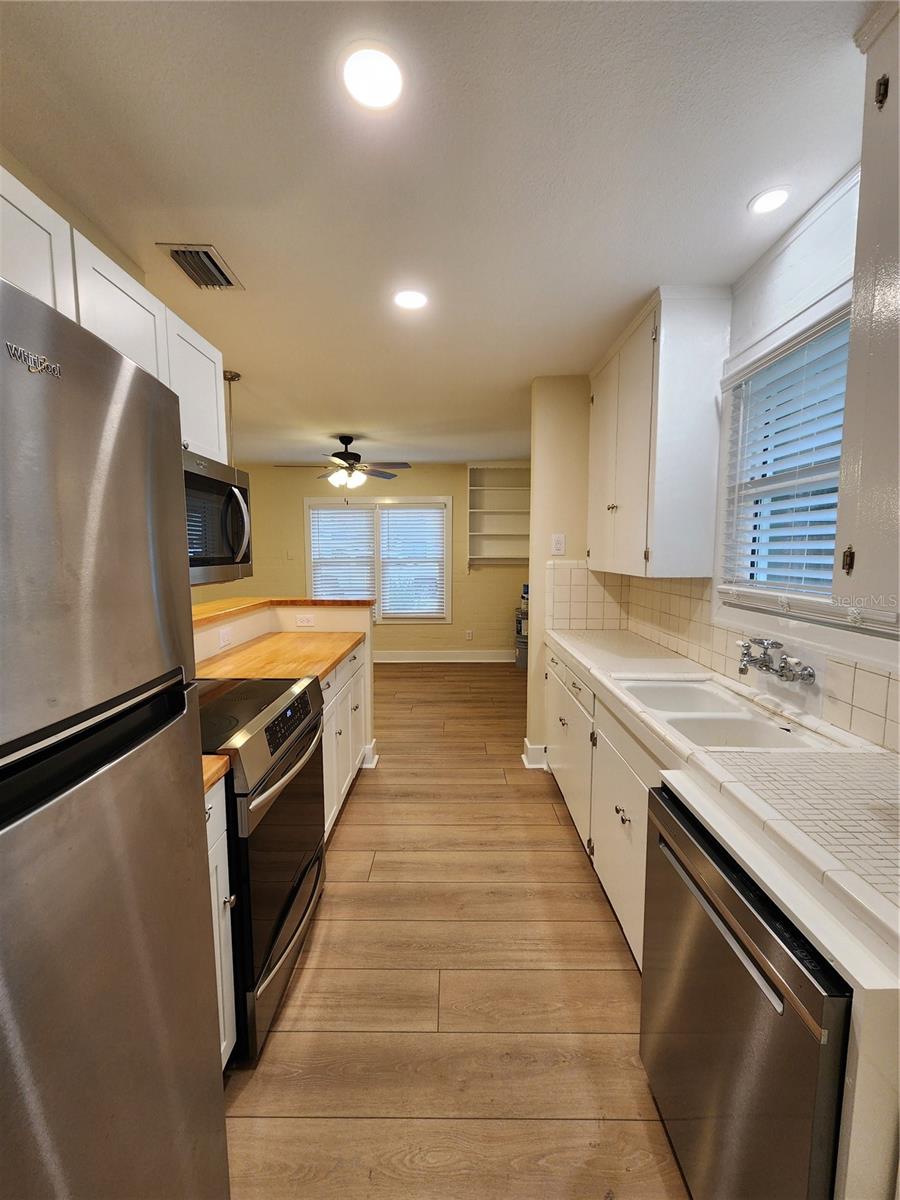 1823 NW 2 AVE, GAINESVILLE, FL, 32603