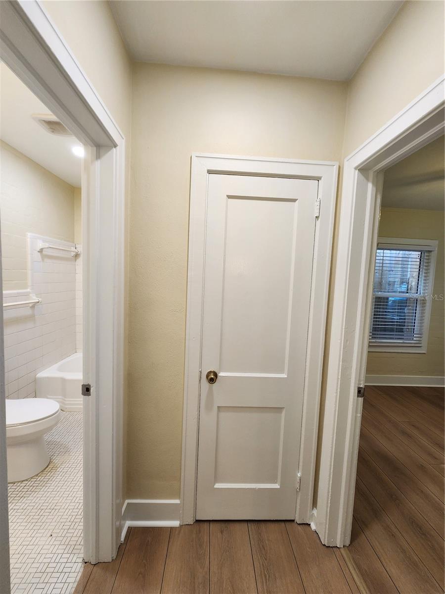 1823 NW 2 AVE, GAINESVILLE, FL, 32603