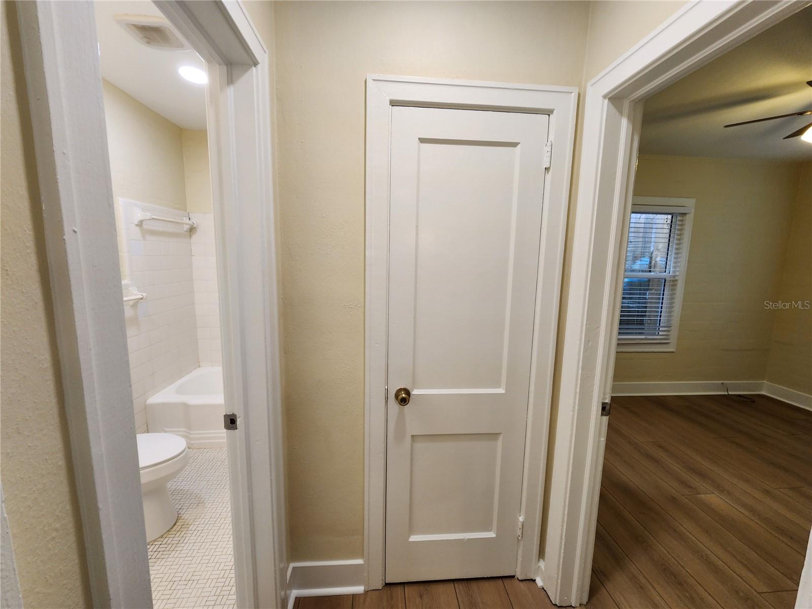 1823 NW 2 AVE, GAINESVILLE, FL, 32603