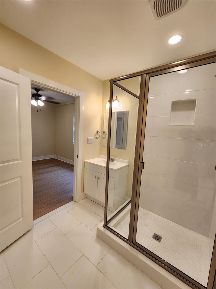 1823 NW 2 AVE, GAINESVILLE, FL, 32603