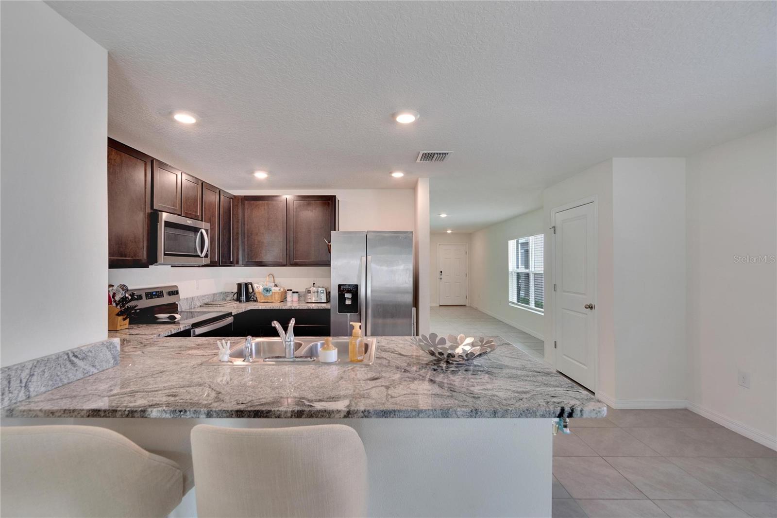 5547 LOGAN CAVE AVE, WIMAUMA, FL, 33598