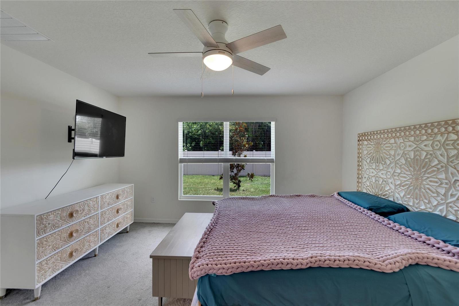 5547 LOGAN CAVE AVE, WIMAUMA, FL, 33598
