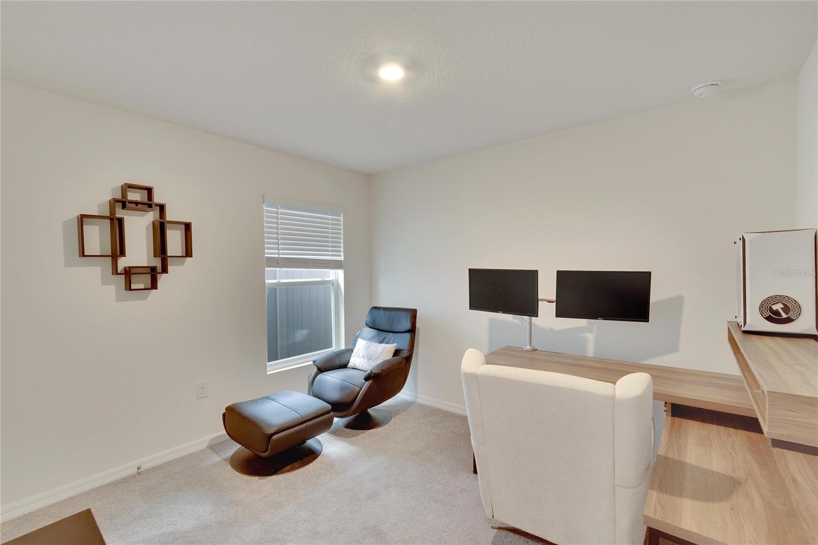 5547 LOGAN CAVE AVE, WIMAUMA, FL, 33598