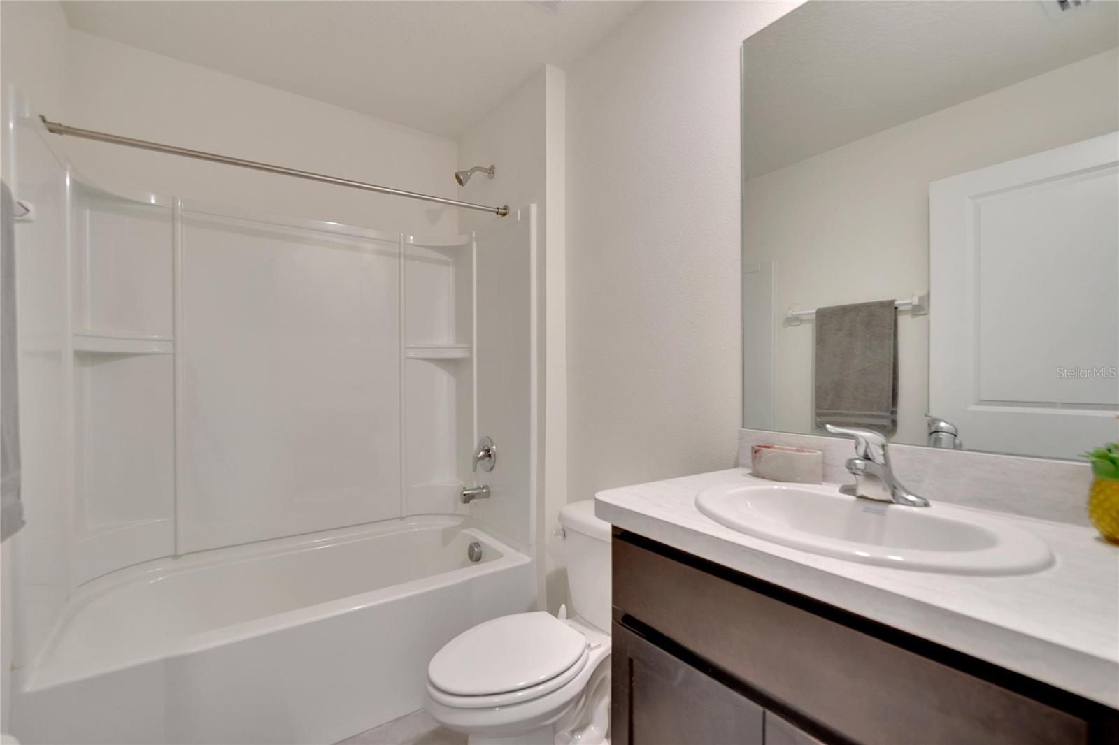 5547 LOGAN CAVE AVE, WIMAUMA, FL, 33598