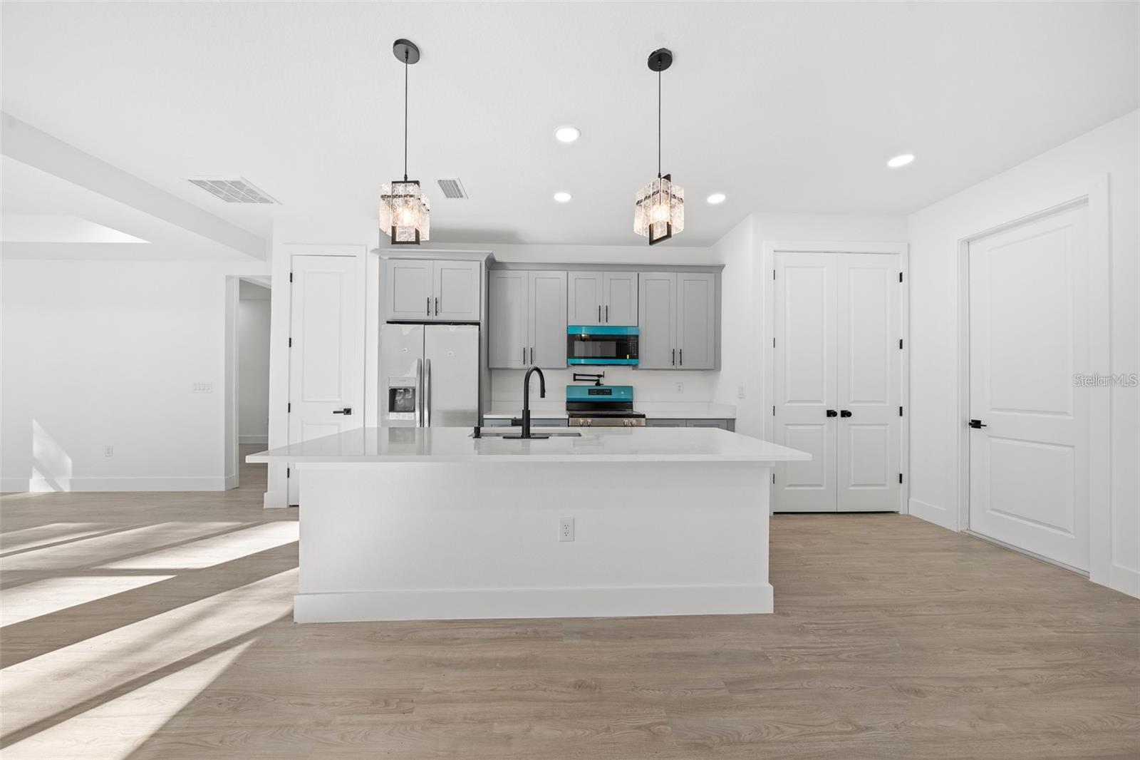 4 OAK CIR, OCALA, FL, 34472