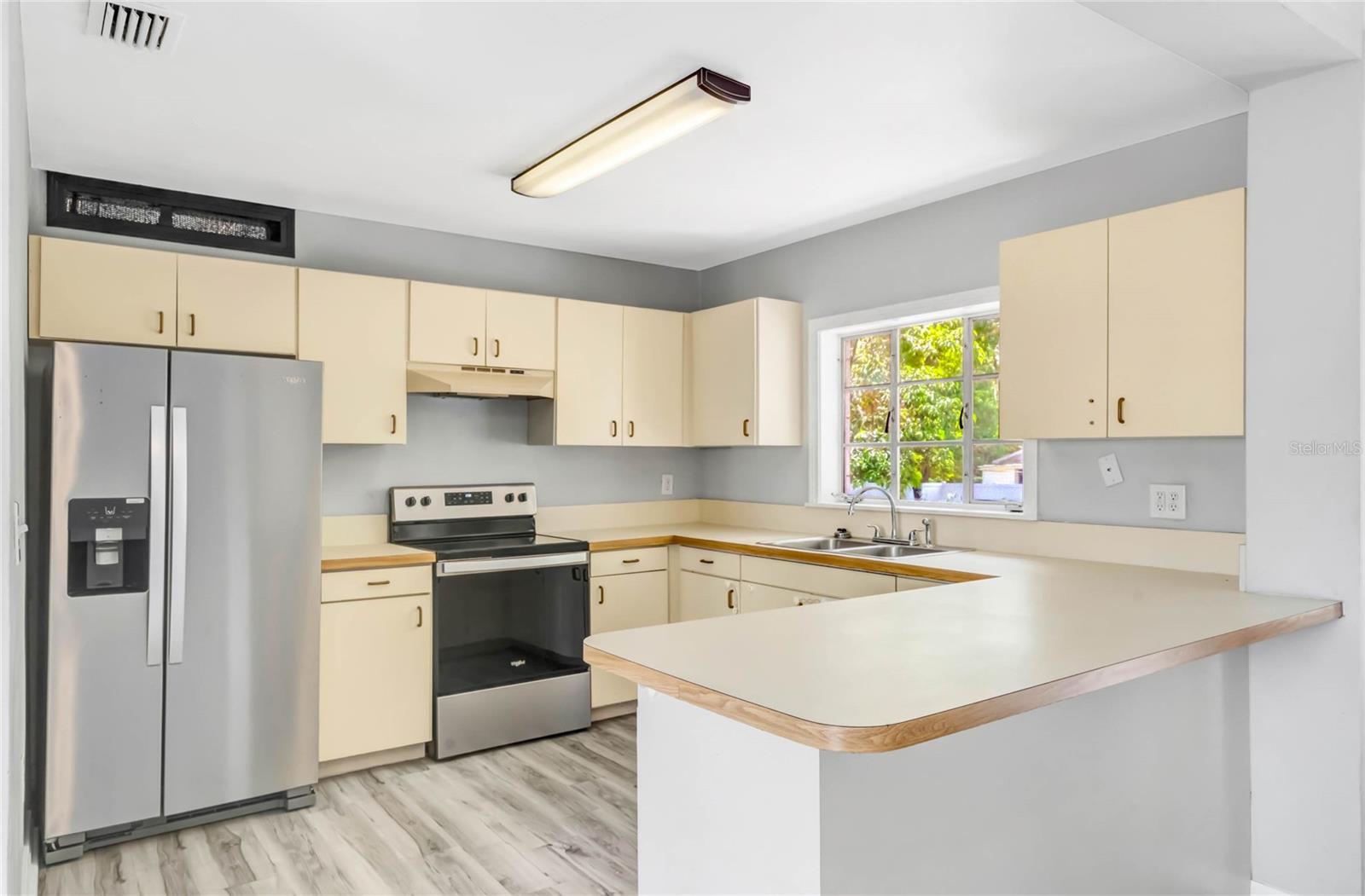 322 N FRANKFORT AVE, DELAND, FL, 32724