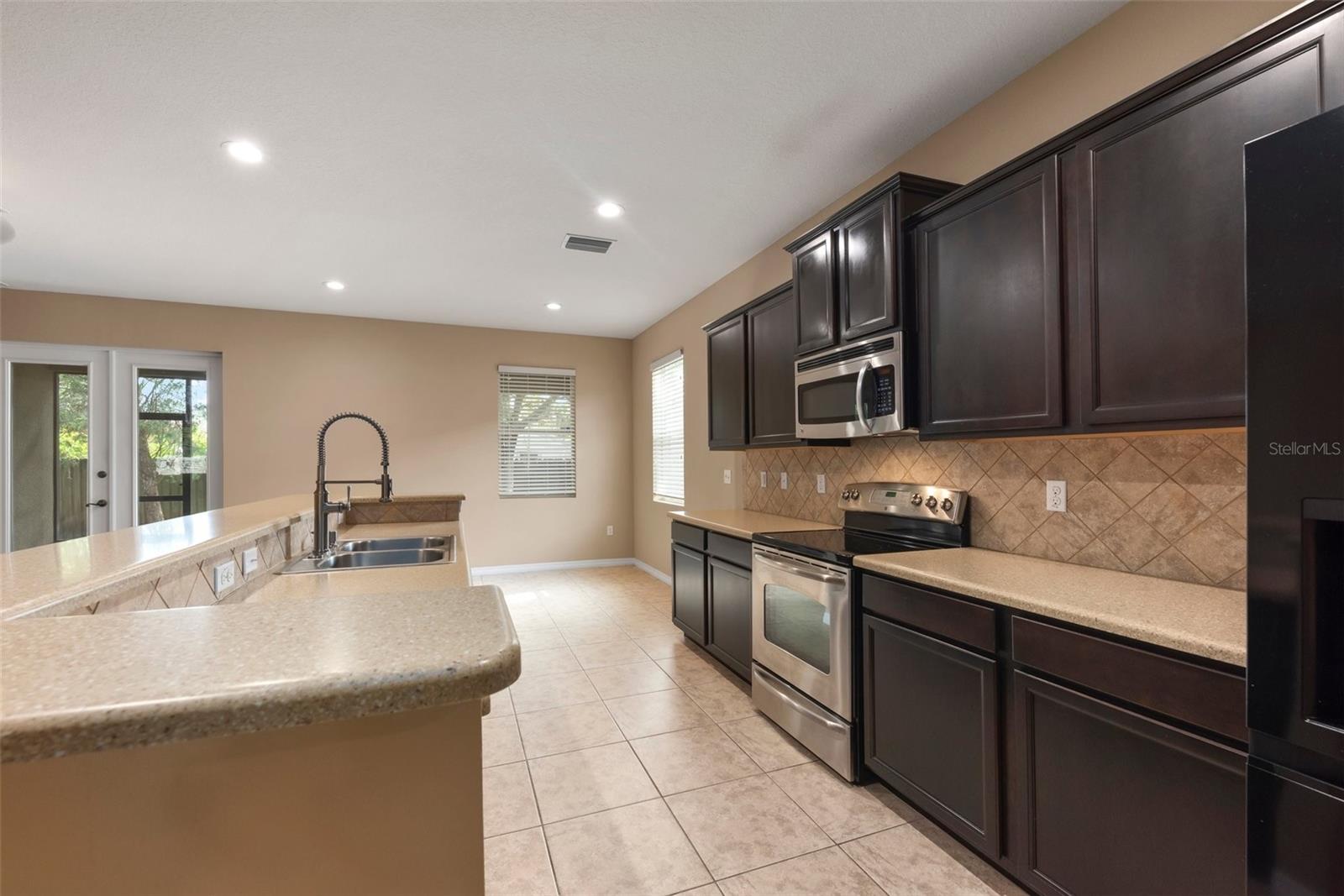 626 BREEZEWAY CT, BRANDON, FL, 33511