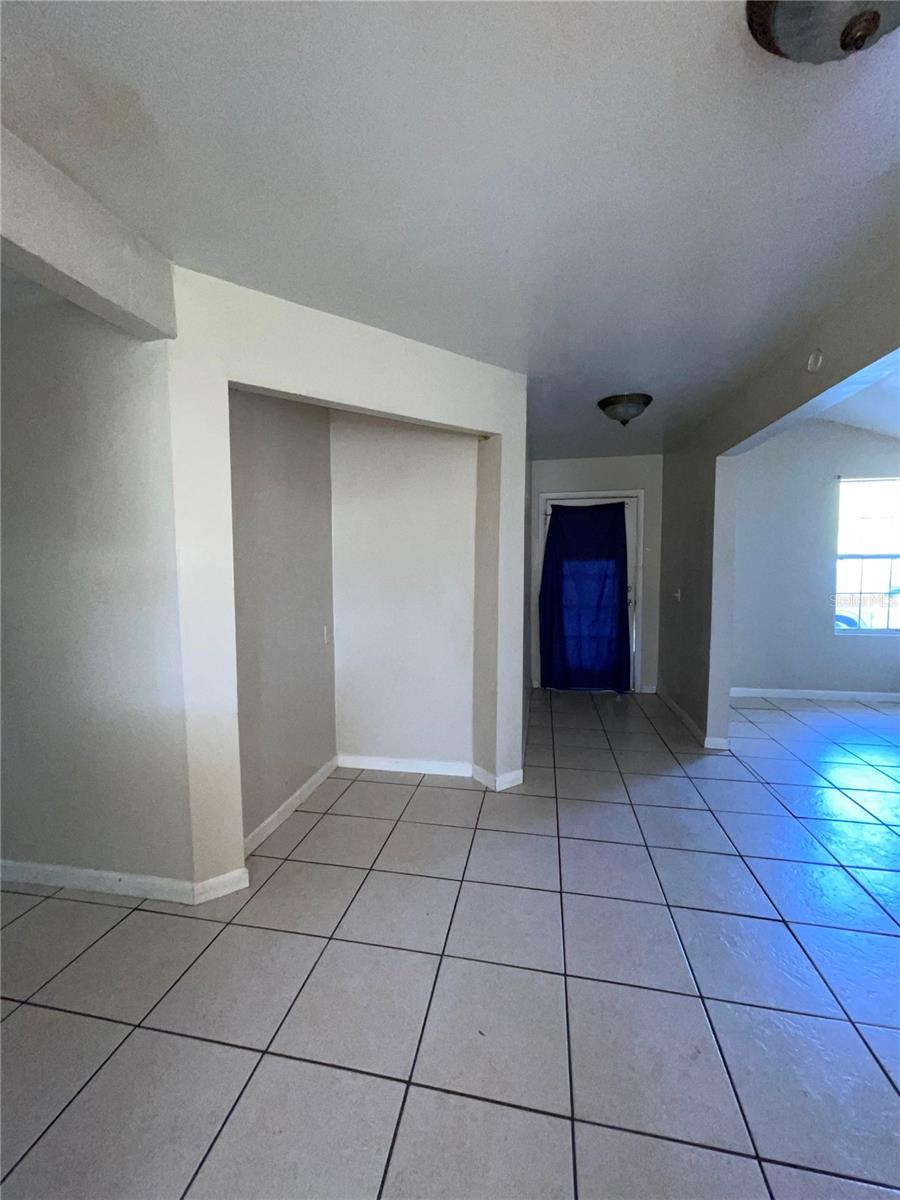 2414 E ORANGE AVE, EUSTIS, FL, 32726