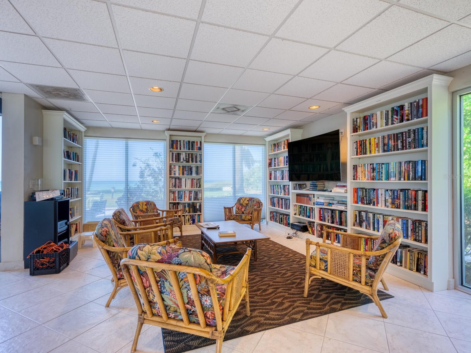 2525 GULF OF MEXICO DR #5A, LONGBOAT KEY, FL, 34228
