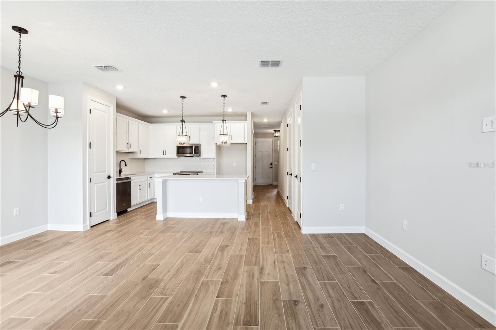 7270 DEER VALLEY CIR, TAMPA, FL, 33635