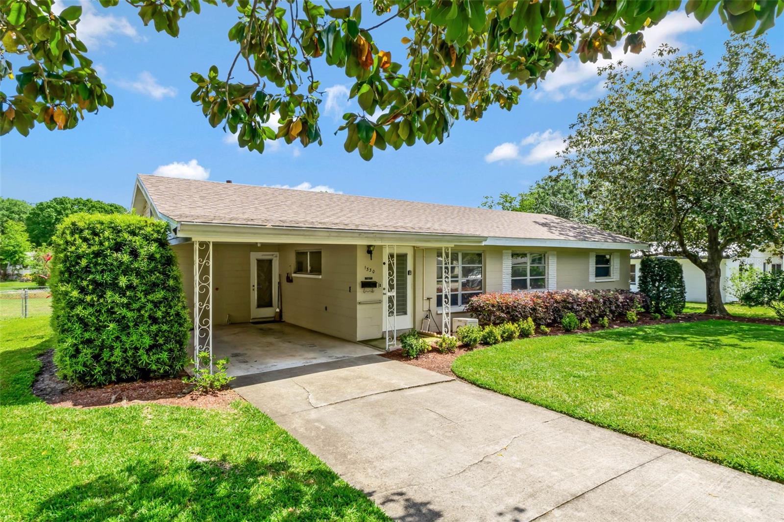 1330 PETERS DR, LEESBURG, FL, 34748