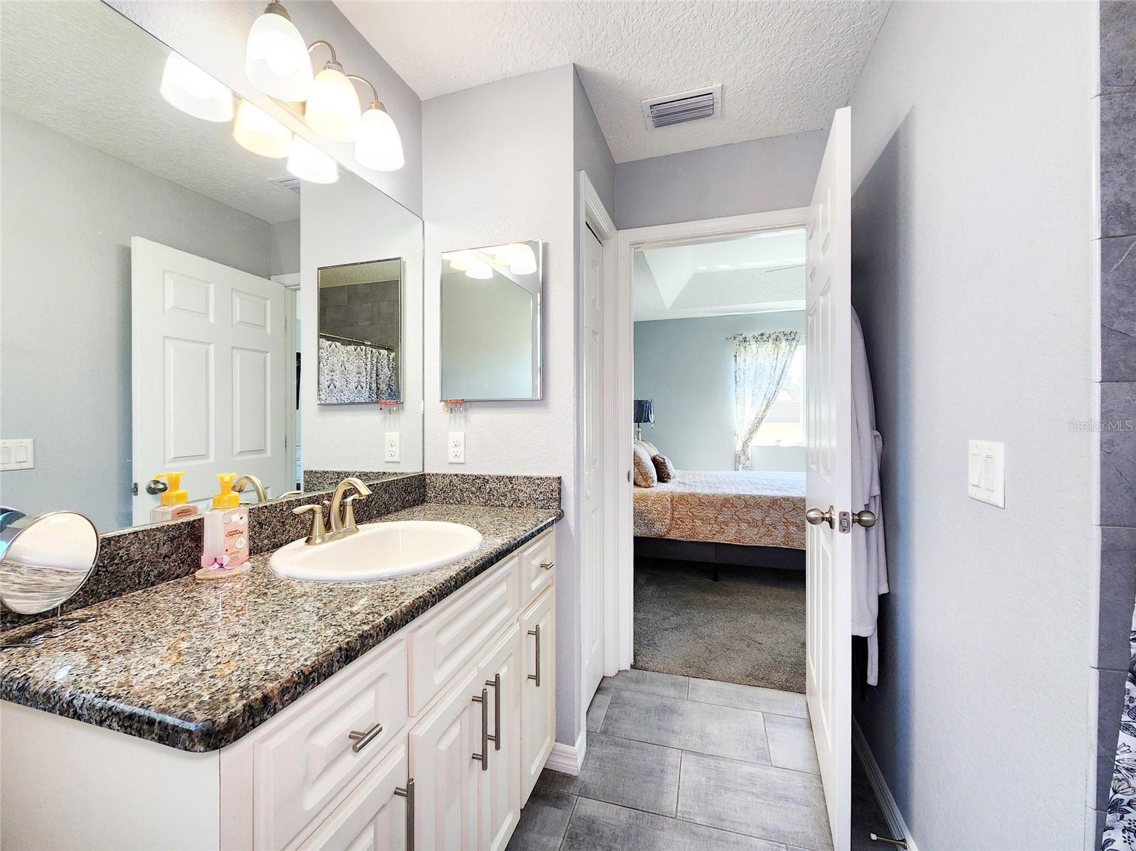 8442 PINEWOOD AVE, BROOKSVILLE, FL, 34613