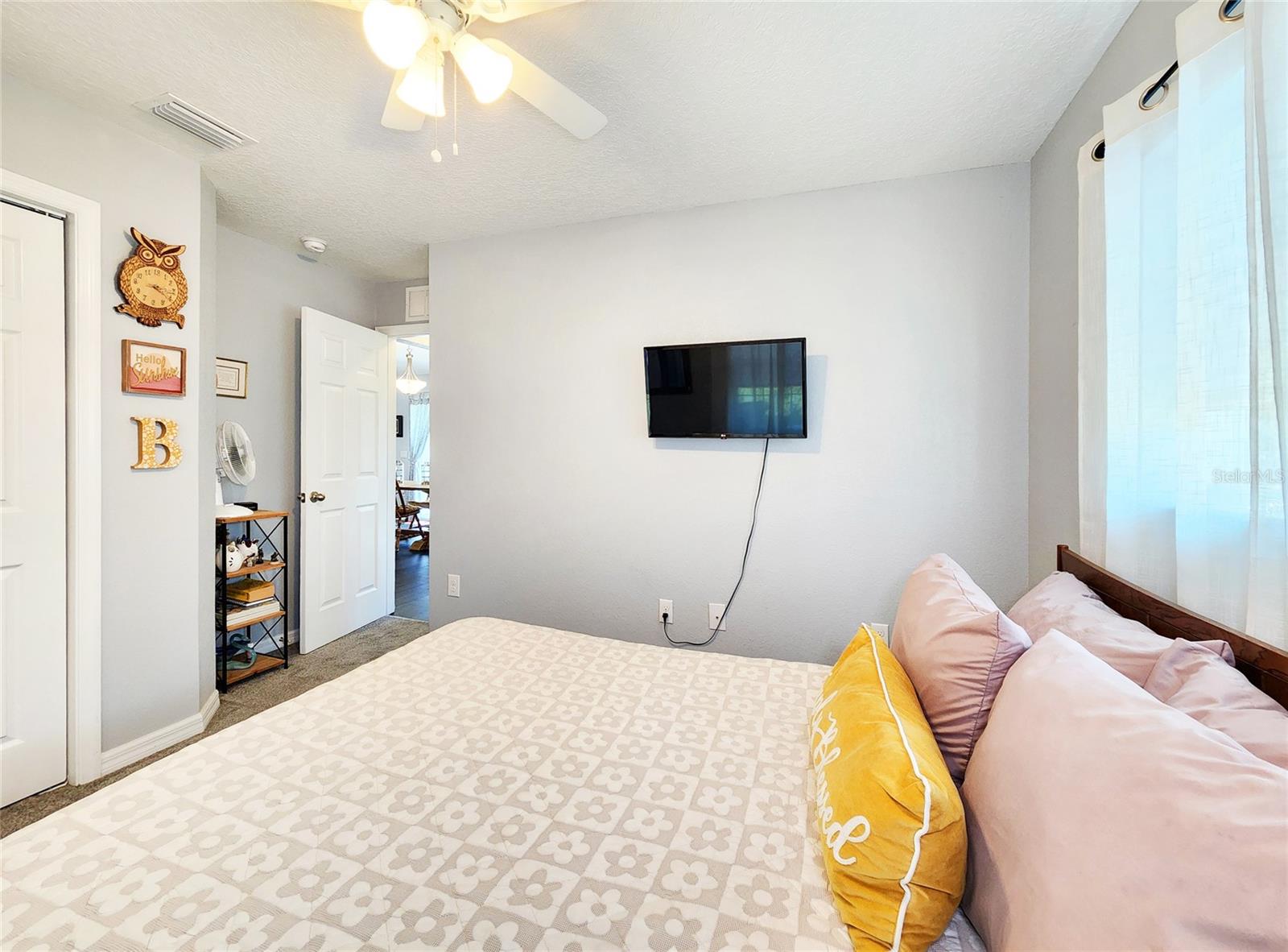 8442 PINEWOOD AVE, BROOKSVILLE, FL, 34613