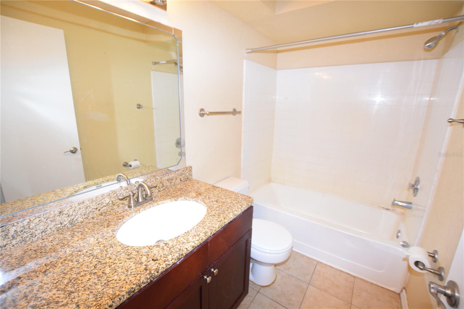5120 CONROY RD #511, ORLANDO, FL, 32811