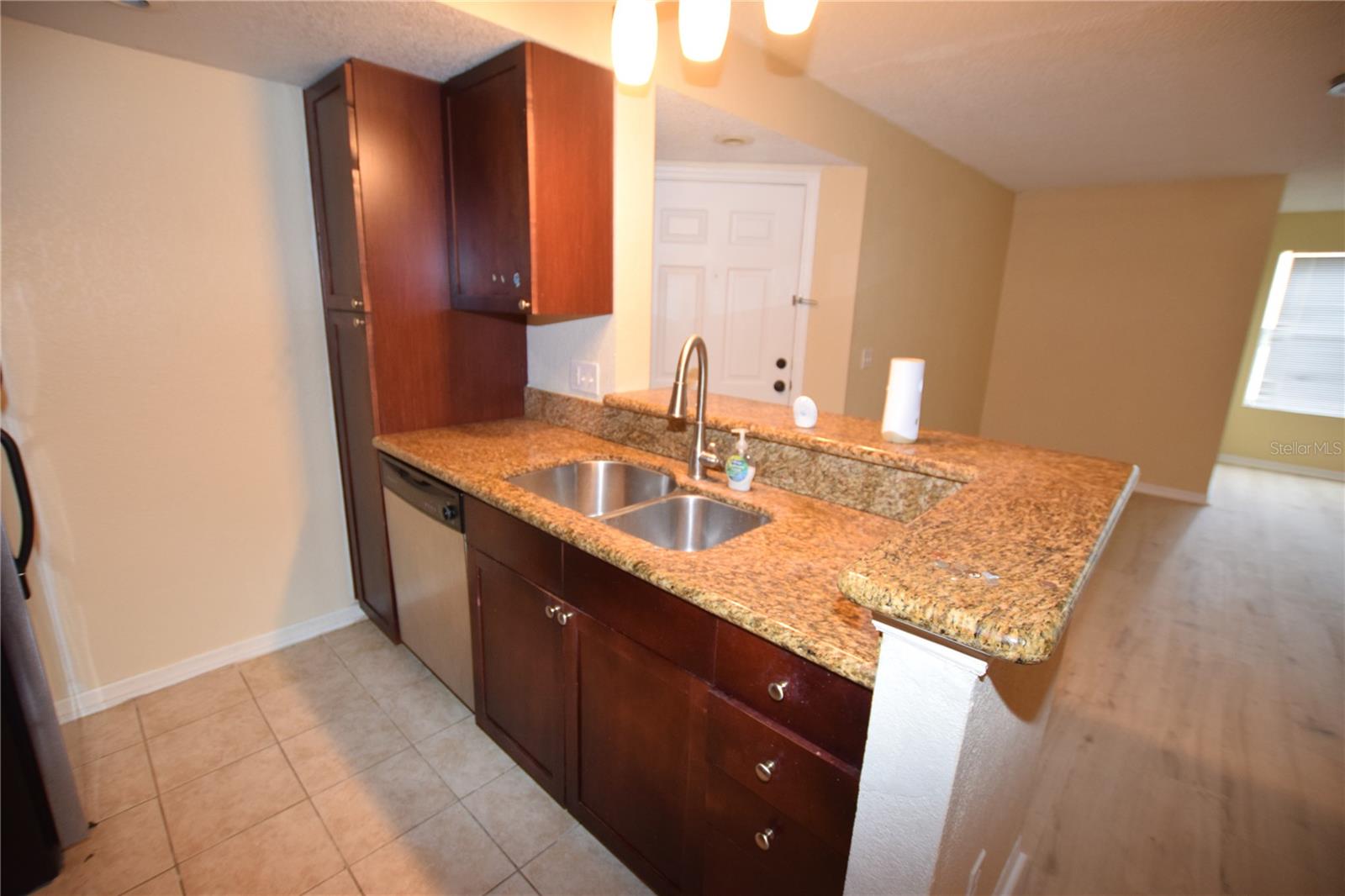 5120 CONROY RD #511, ORLANDO, FL, 32811