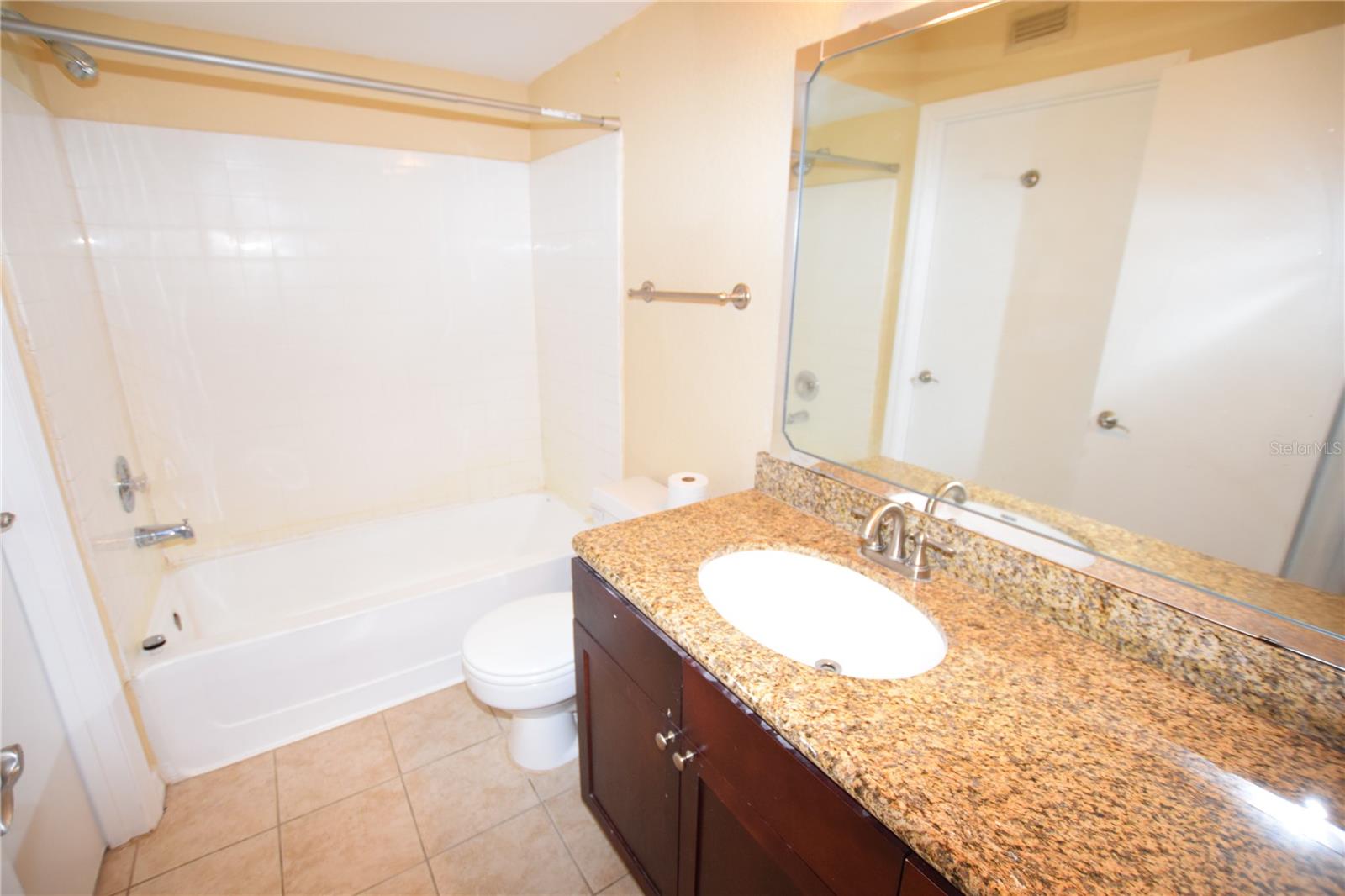 5120 CONROY RD #511, ORLANDO, FL, 32811